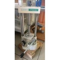 DENTALFARM HİDROLİK PRES MUFLA SIKIŞTIRMA MAKİNASI İTALYAN MALI 